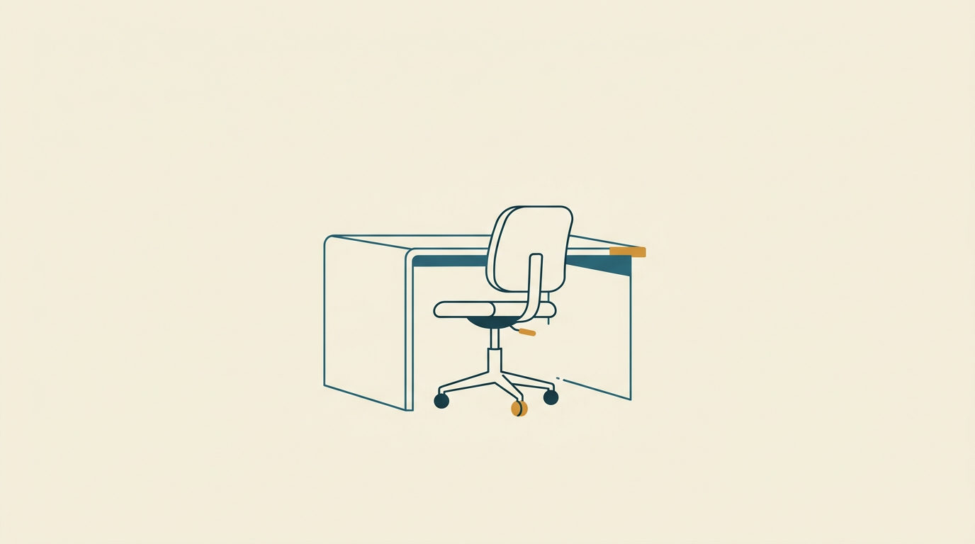 Minimalistisk vektorillustration av en tom kontorsstol inskjuten under ett skrivbord mot en ljus, öppen bakgrund.